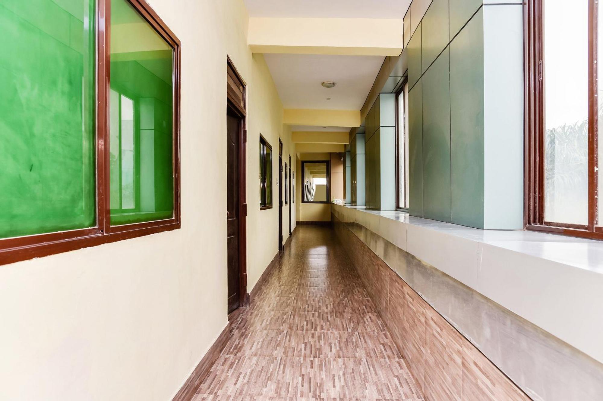 Oyo Hotel Avani Palace Bhopal Zewnętrze zdjęcie
